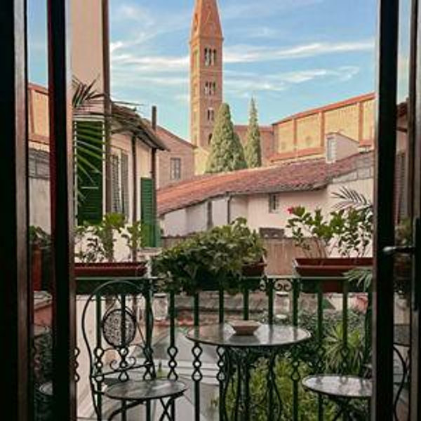 Lodging in Florence - 10/14/25