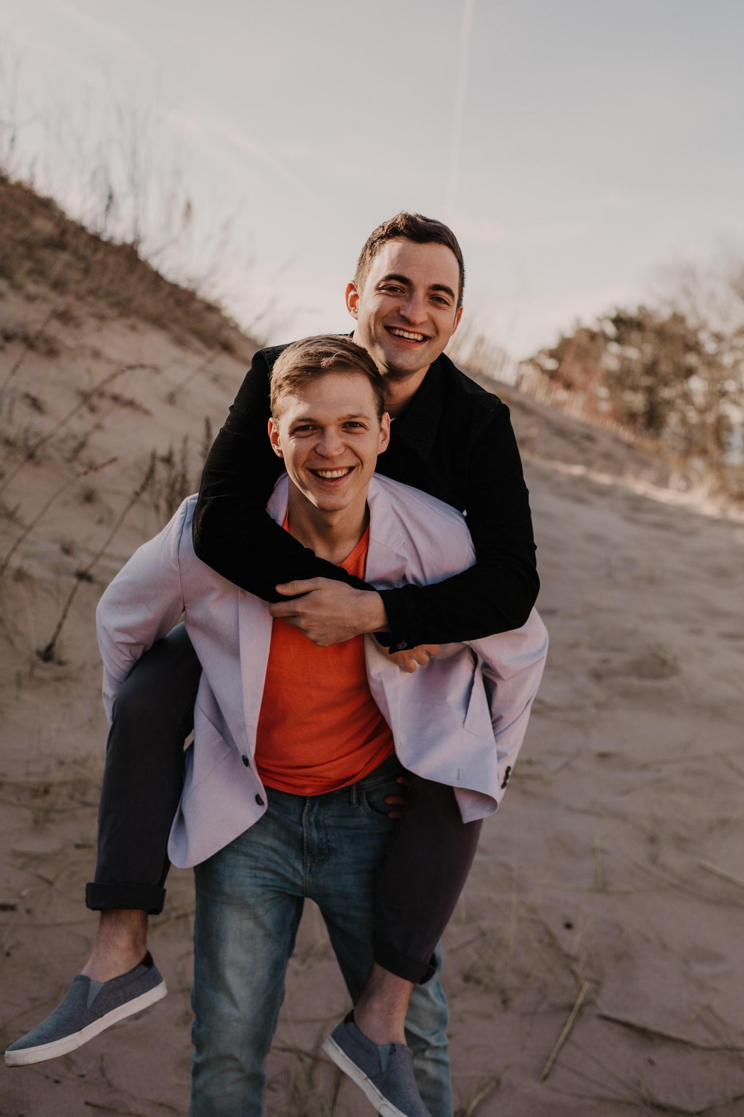 The Wedding Website of Tyler Babbitt and Clint Bunde