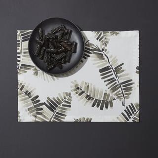 Victoria Placemat, Set of 2
