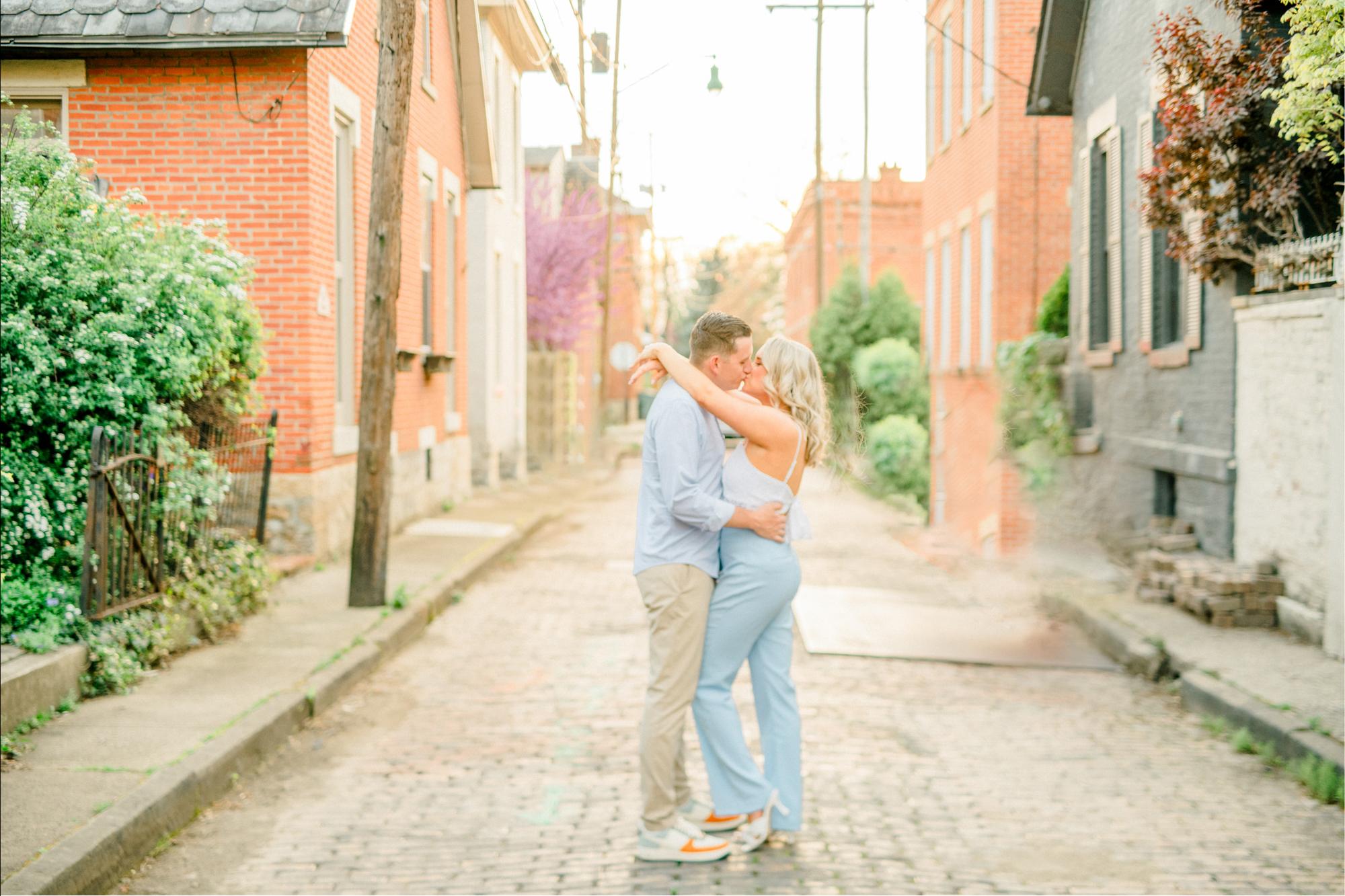 The Wedding Website of Christina Negray and Steven Munn