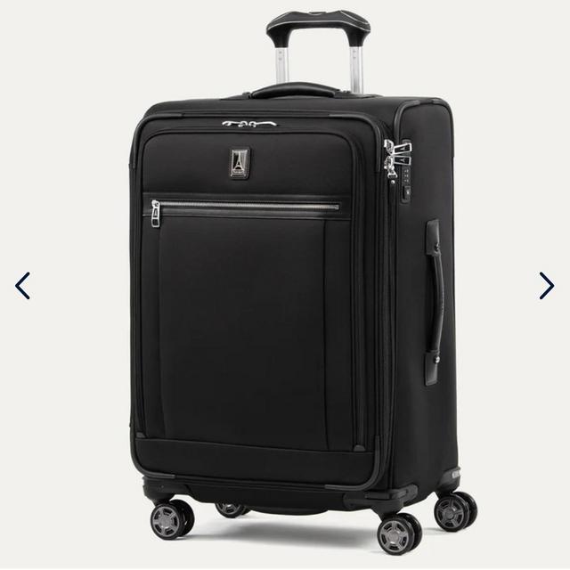 Platinum Elite Medium Check-In Spinner 25"
