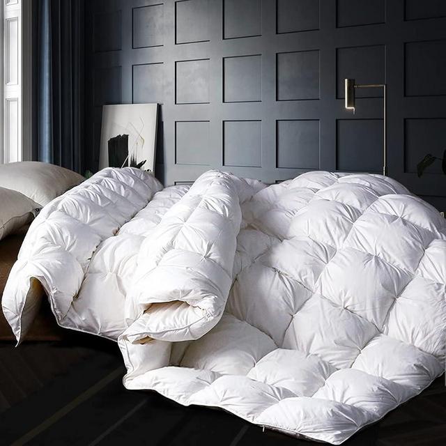 Alanzimo All Season Oversized King Size 120x98 Goose Down Comforter - Luxury Medium Warmth White Hotel Style Fluffy Down Feather Comforter Duvet Inserts with 8 tabs-Baffle Box-Pinch Pleat