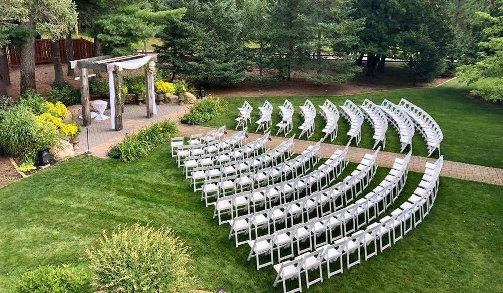 Dustin Helgeson and Jordan Kamrath's Wedding Website