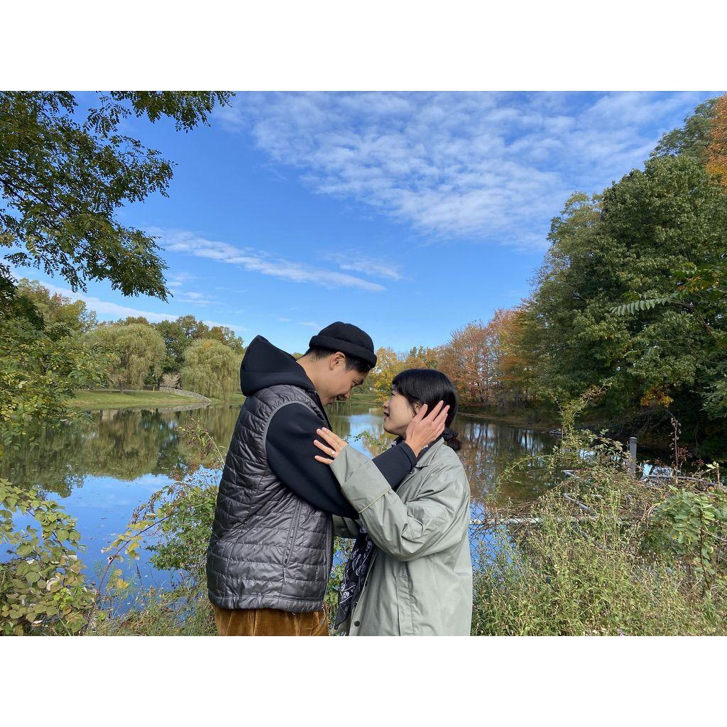 y we dont have normal pics