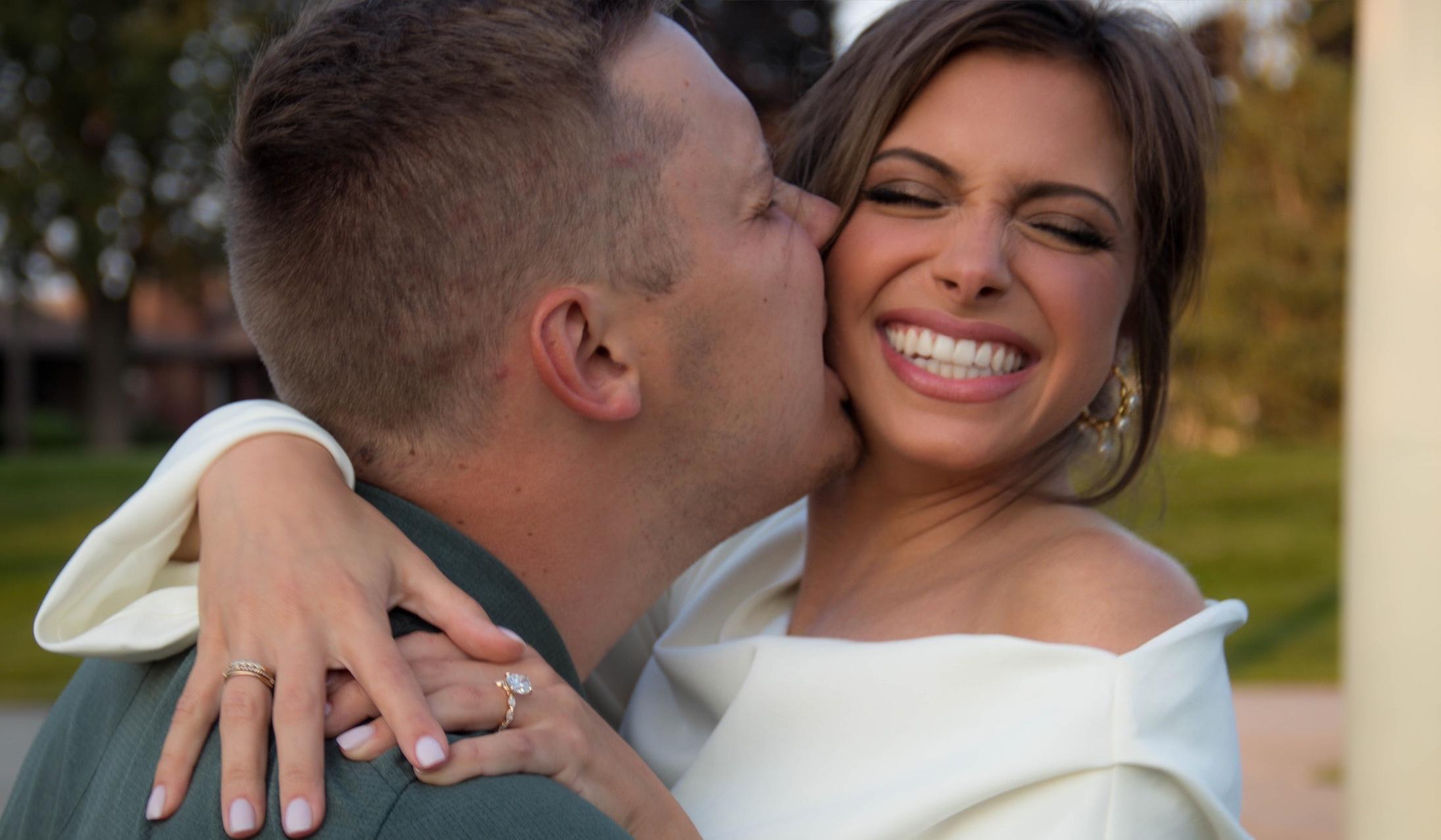 The Wedding Website of Veronica Karschnia and Marc Ratusznik