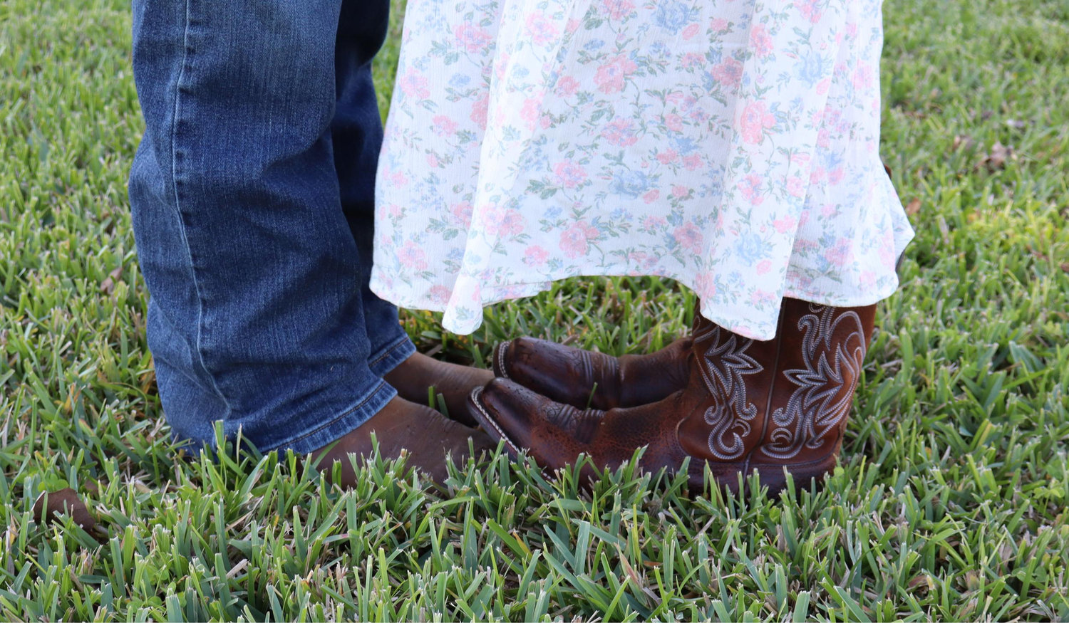 The Wedding Website of Haylie Hankinson and Vincent Seleska