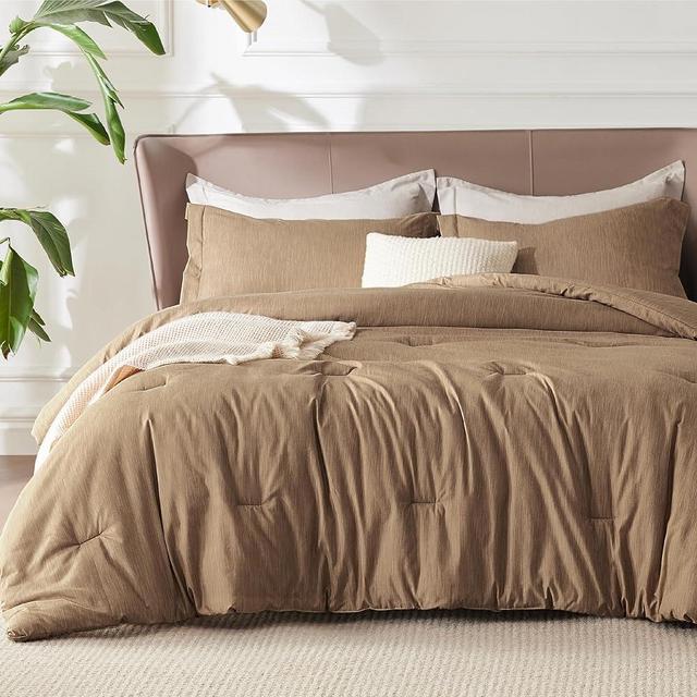 Bedsure King Size Comforter Set - Brown King Comforter Set, Soft Bedding for All Seasons, Cationic Dyed Bedding Set, 3 Pieces, 1 Comforter (104"x90") and 2 Pillow Shams (20"x36"+2")