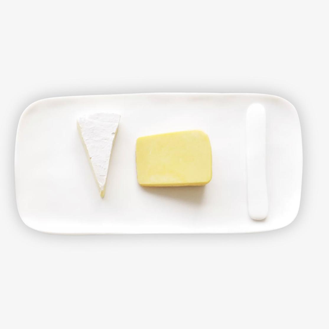 SCULPT Small Serving Board with Cheese Spreader
