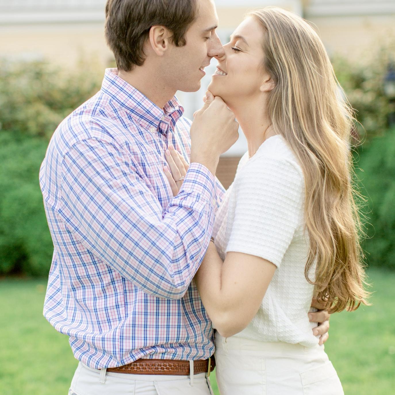 More silly engagement pics 🤭🤭🤭