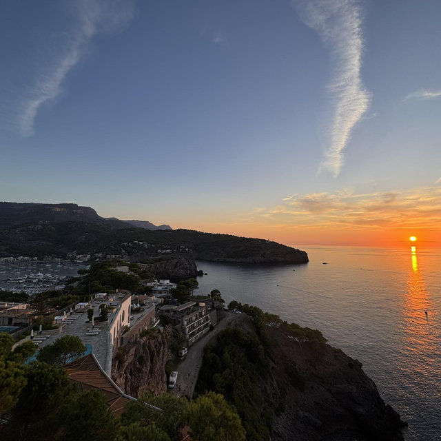 Drinks at Sunset Lounge in Mallorca