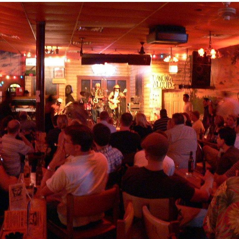 Kingston Mines (Southern style comfort food, known for its ribs, gumbo, and burgers - 2548 N Halsted St, Chicago