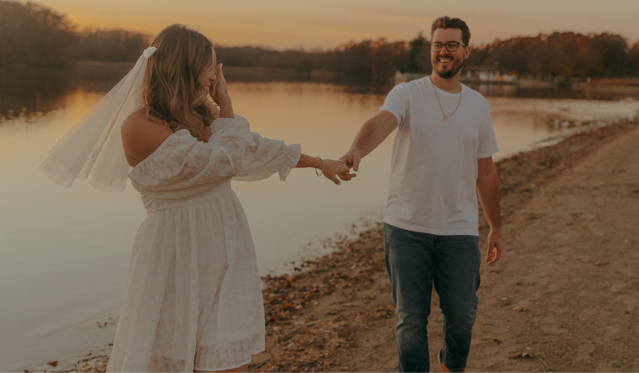 The Wedding Website of Bianca Sterling and Cameron Kiefer