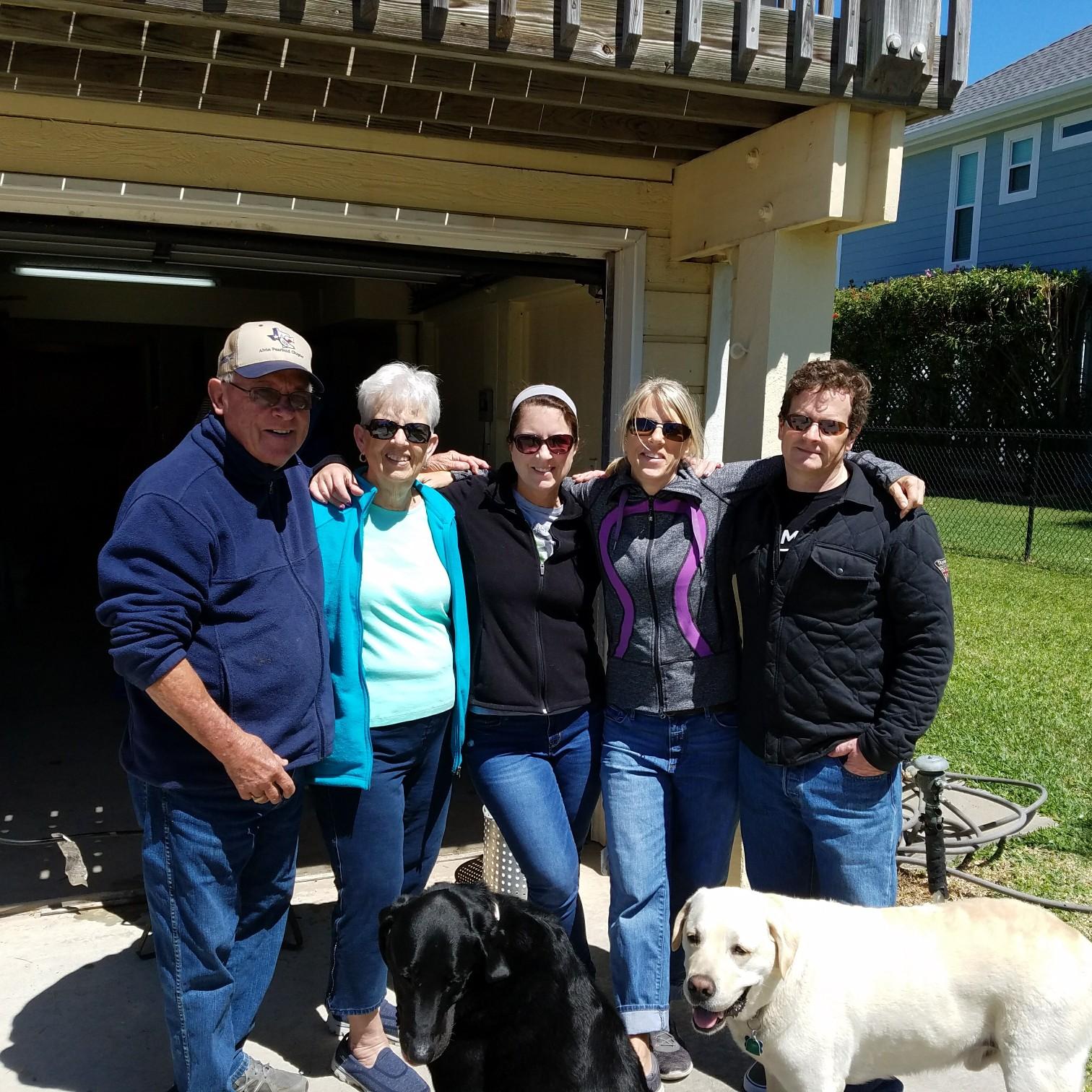 Our first trip to Houston to meet the family again!  Dad would be so happy, wish he could have seen all this!