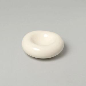 Dust and Form | Glossy Cream Petite Form | Mociun