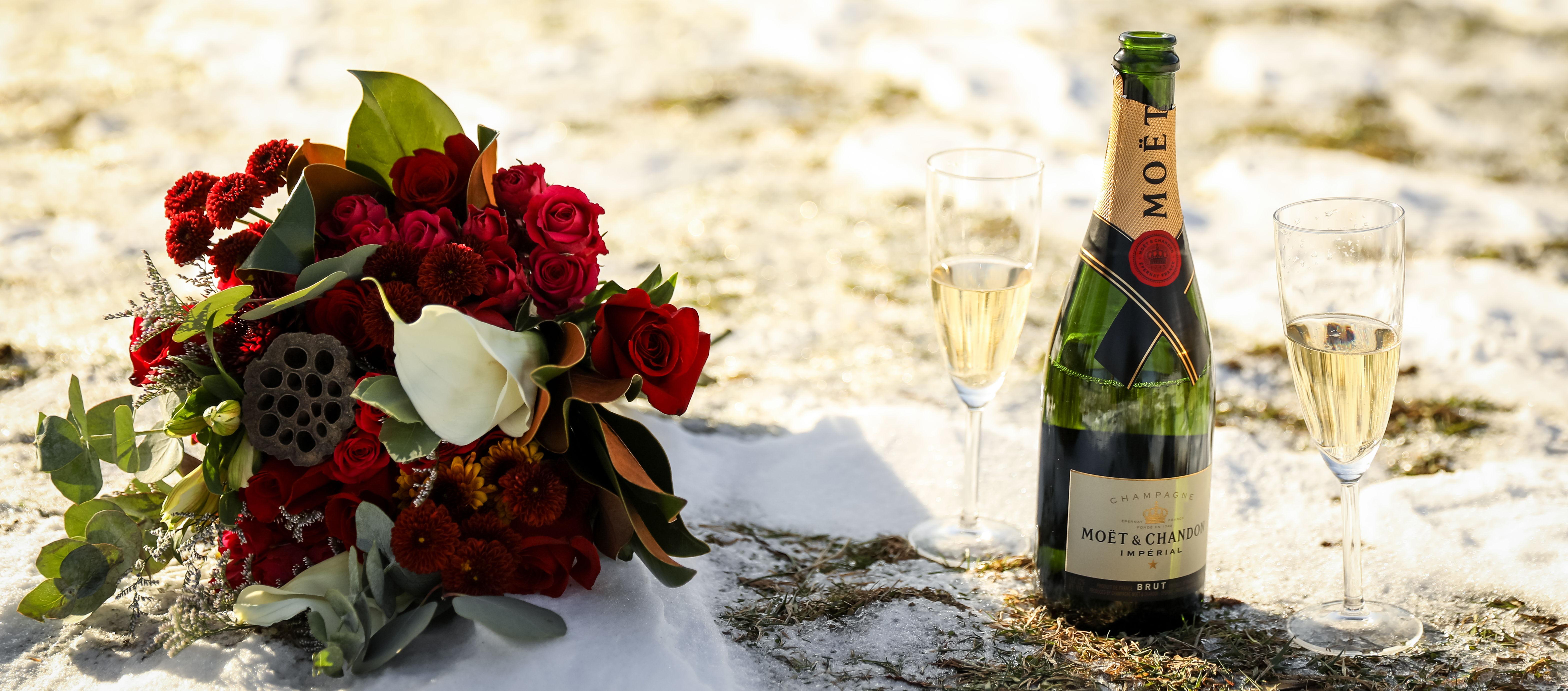 The Wedding Website of Christine Wyss and Carlos Gonzalez