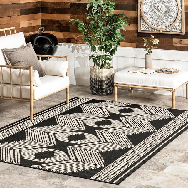 nuLOOM 10' x 12' Outdoor Tribal Geometric Area Rug, Stain Resistant, Weather Resistant, High Traffic, Patio, Balcony, Outside, Black