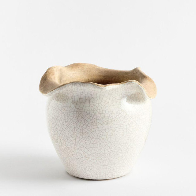 Scalloped Vase Small White