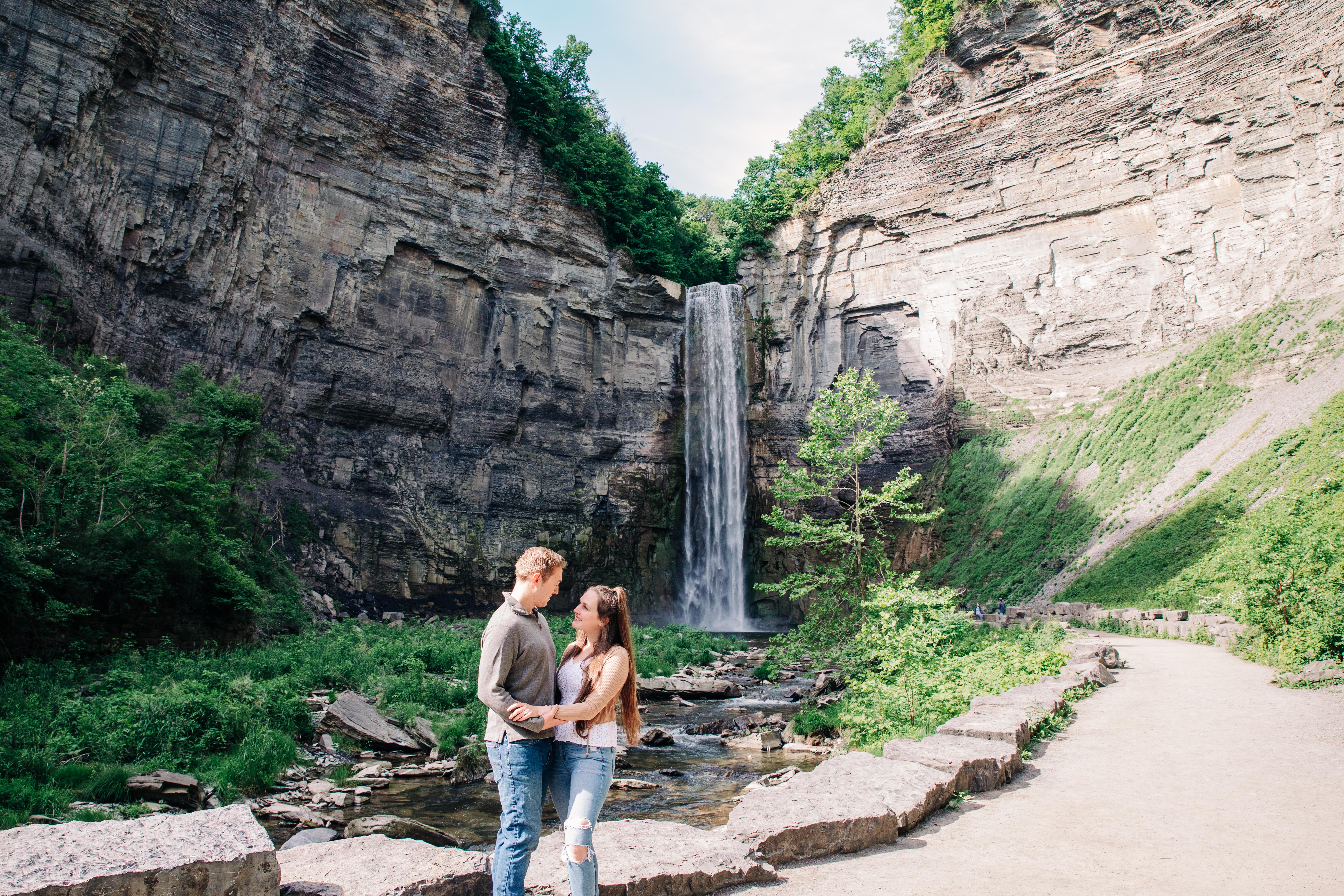 The Wedding Website of Kelly McKinstry and Ian Kennedy