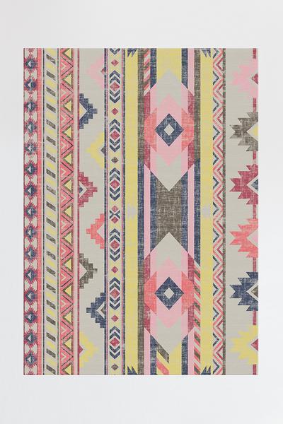 Kilim Batik Pink 5'x7' Rug w/ Pad