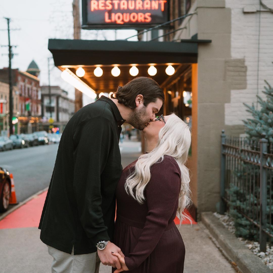 Engagement shoot in Little Italy๐๐๐ฆ๐ฎ๐น๐