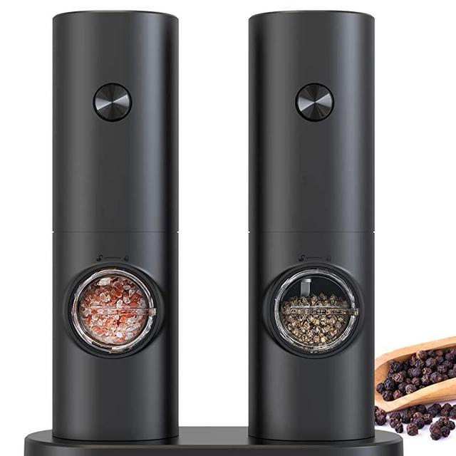 COKUNST Electric Pepper and Salt Grinder Set, Battery Powered Adjustable 5 Levels of Coarseness Black Pepper Grinder Mill with Stand, Automatic Grinding with LED Light for BBQ Resturant Kitchen