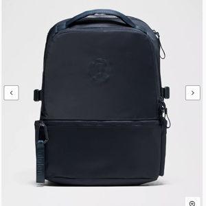 New Crew Backpack 22L - True Navy
