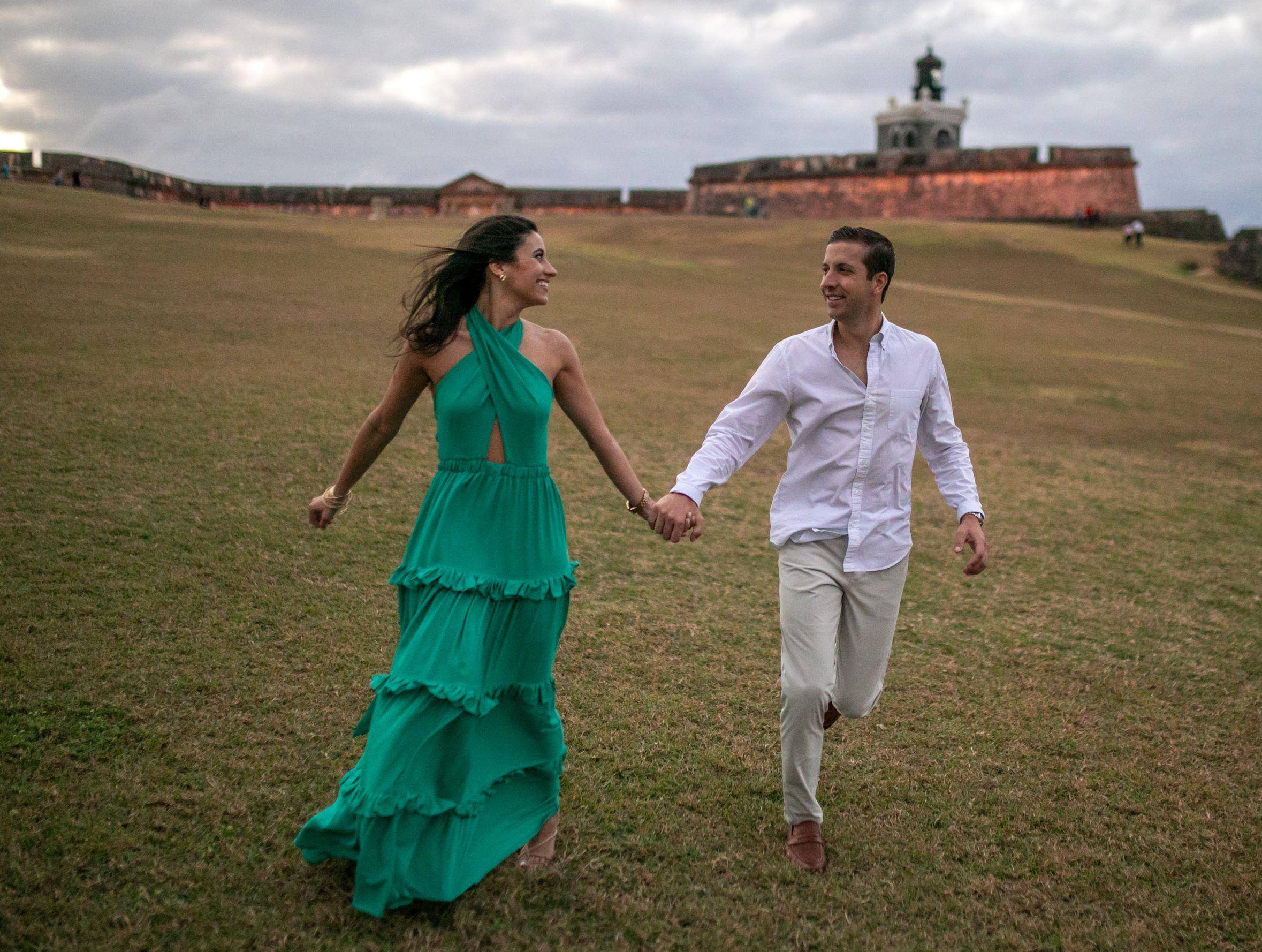 The Wedding Website of SARI FERNANDEZ and JEFF COHEN