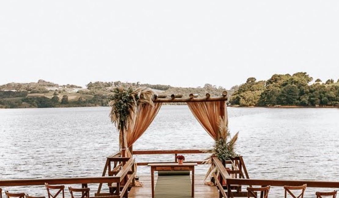 The Wedding Website of Kiana Moore and Samuel Davis