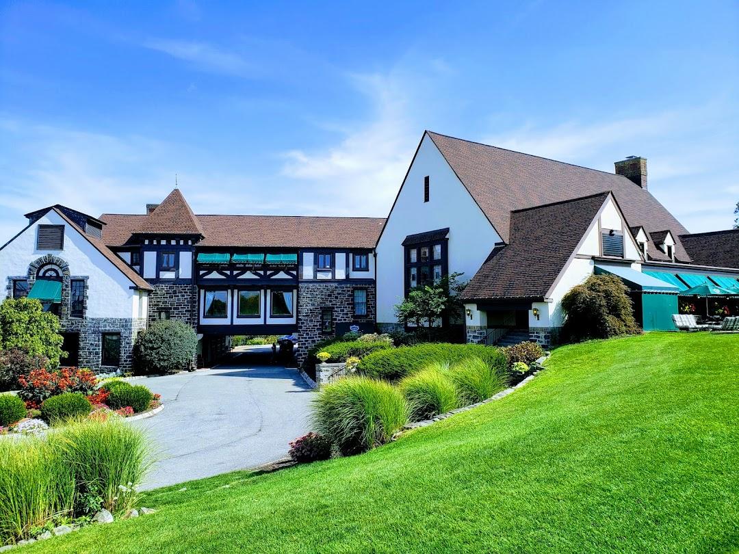 The Wedding Website of Kerry Lackner and Thomas Hauff
