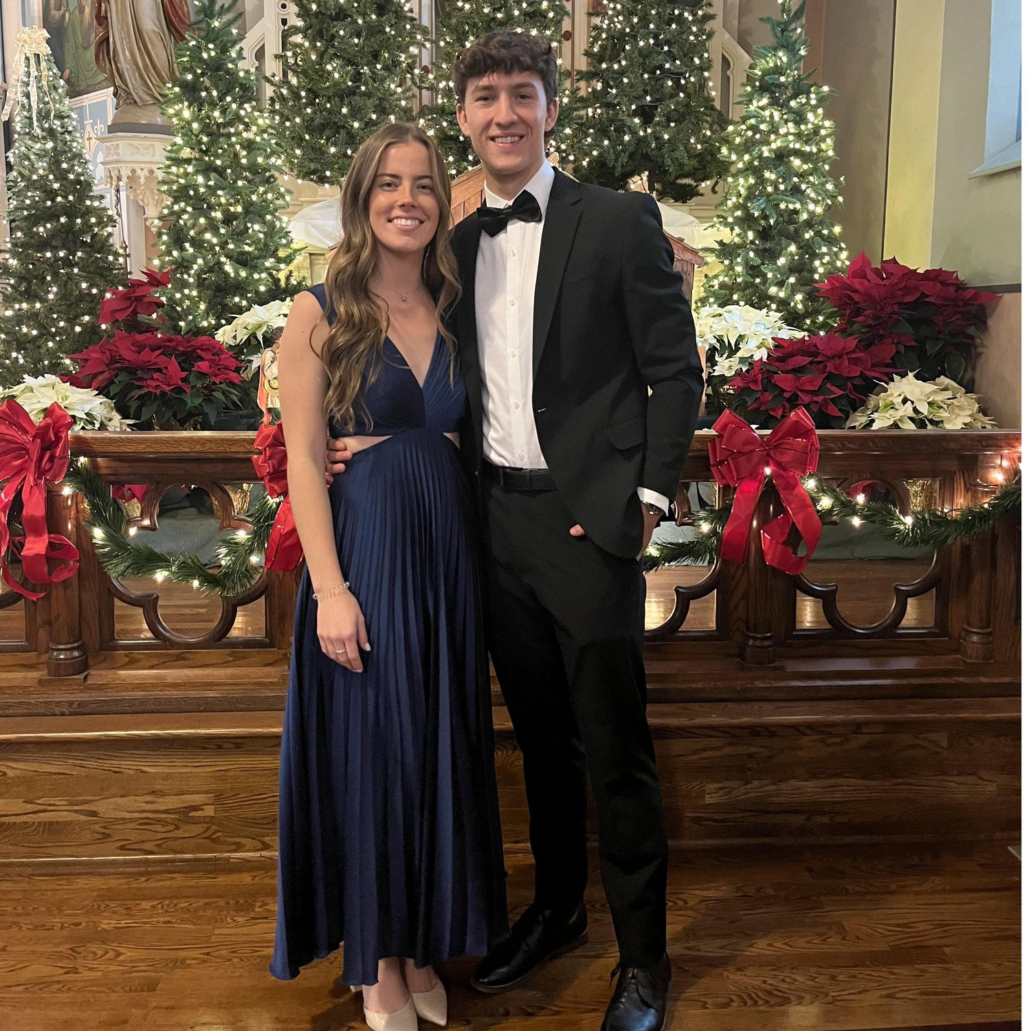 Long distance is over! ...for now:) Over Christmas, Tyler & Grace got married! Then we got ready for another (our last) semester of distance - Kat