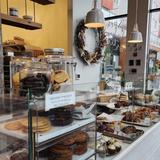 Choux Choux Bakery