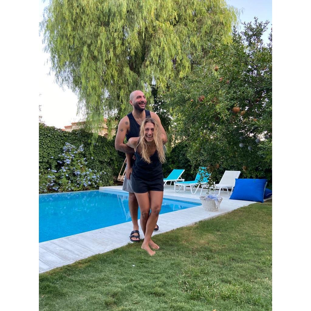 Photoshoot by the pool