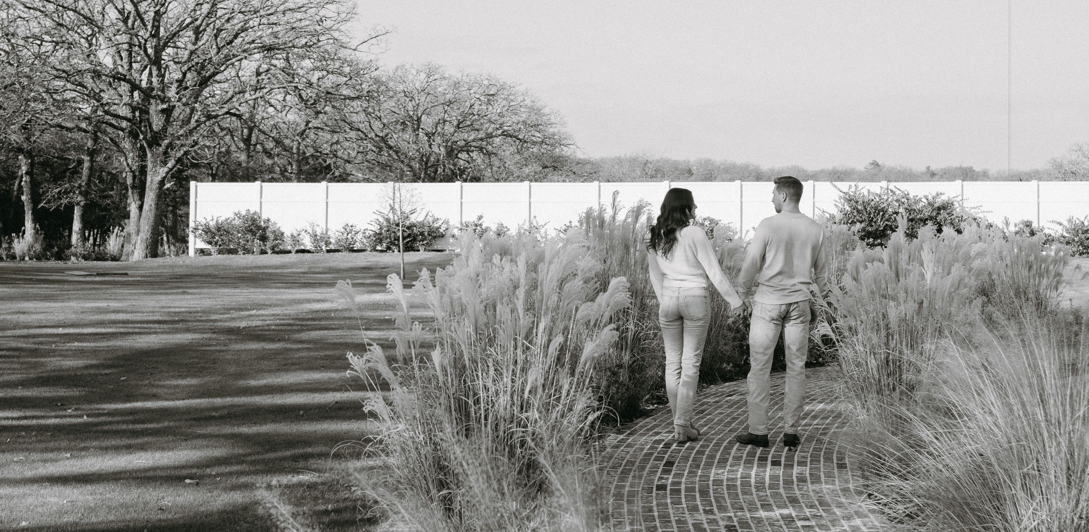 The Wedding Website of Halle Johnson and Cole Guindon