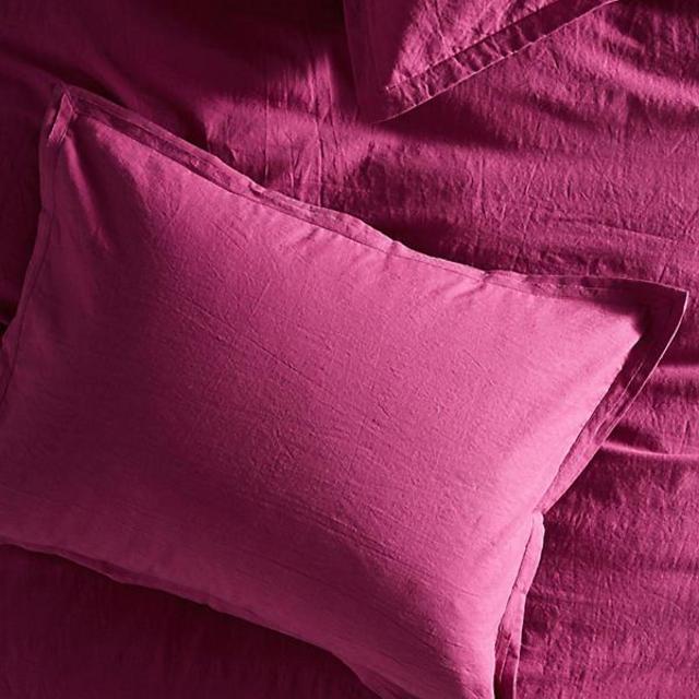 Relaxed Cotton-Linen Shams in Wine