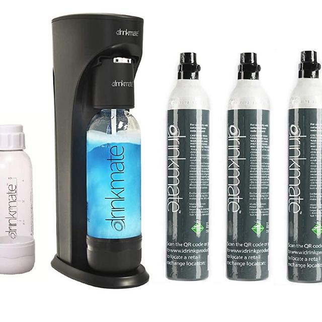 Drinkmate Sparkling Water and Soda Maker, Carbonates Any Drink, ULTIMATE BUNDLE With CO2 and BPA Free Bottles (Matte Black)