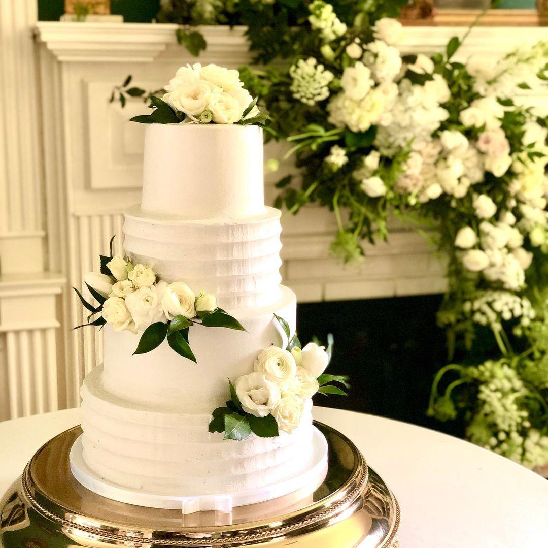 Wedding Cakes in Mississippi