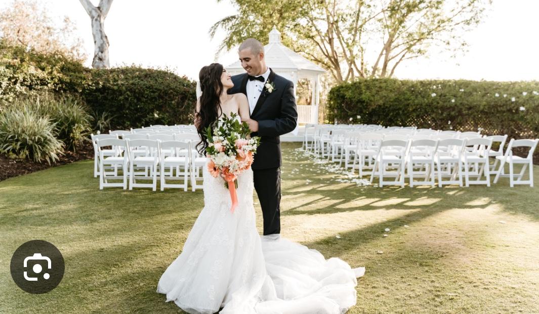 The Wedding Website of Anabella Zamora and Joshua Robertson