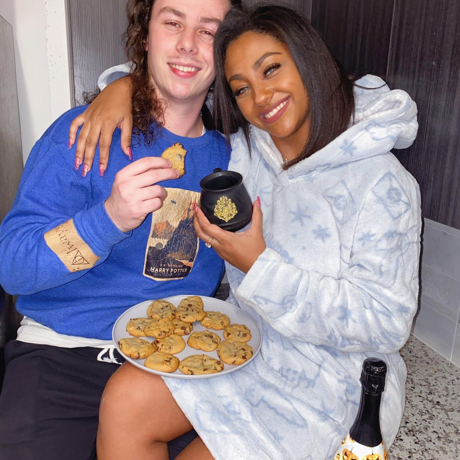 One thing they bonded on was their love for Harry Potter which would become a tradition to watch it every year, with theater popcorn and cookies.