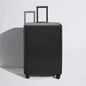 Large Flex Luggage in Jet Black | Away