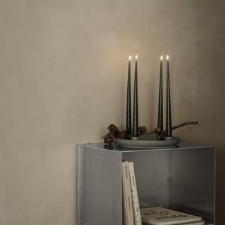 Vela Candle Holder