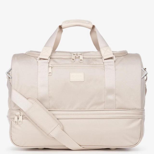 Stevyn Duffel Bag with Shoe Compartment (dune color)