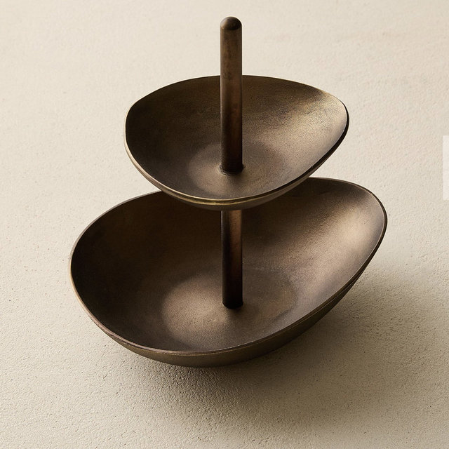 Small Organic Metal Jewelry Storage Tower