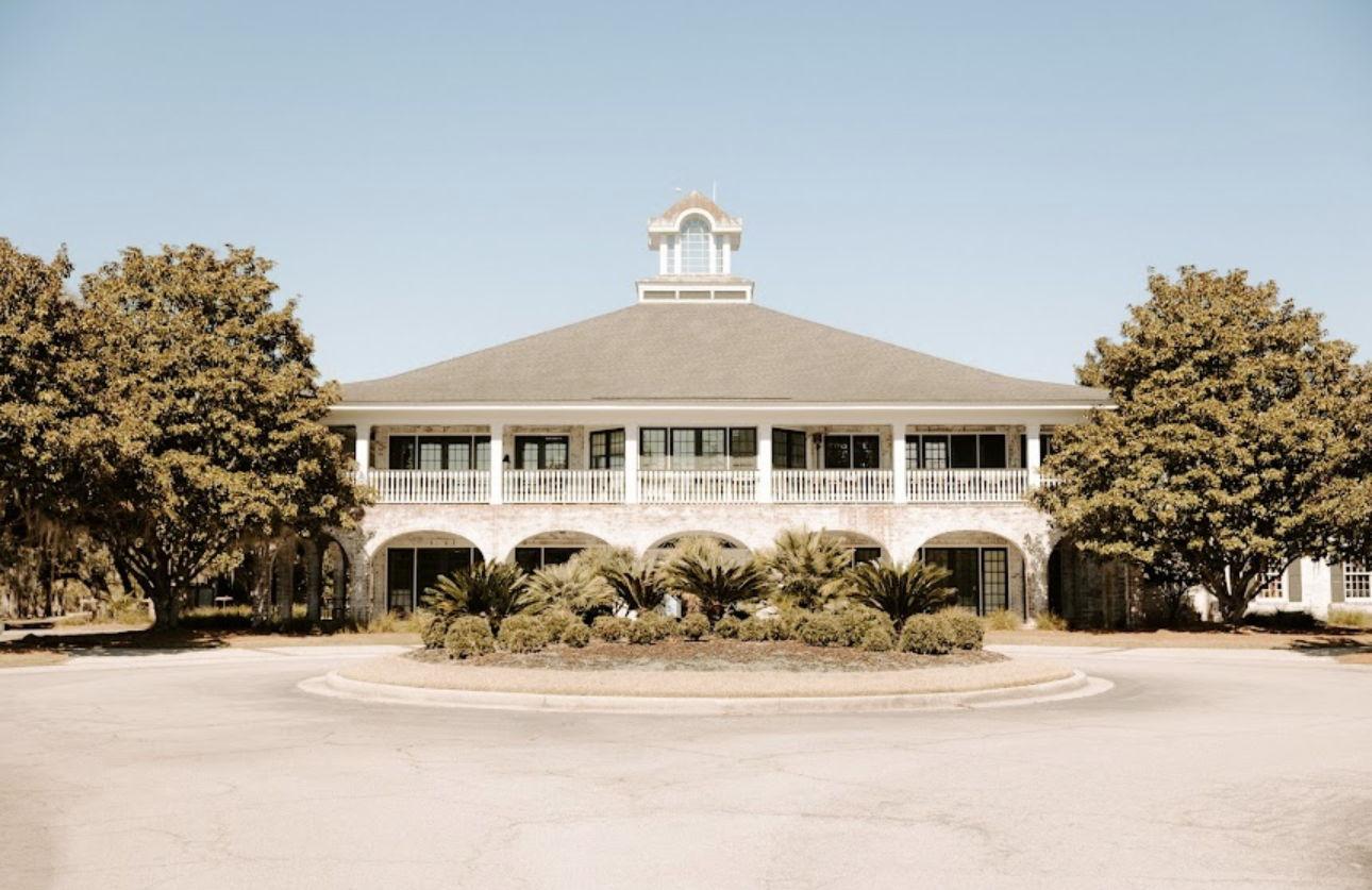 The Wedding Website of Hilarie Chaves and Patrick Bryan