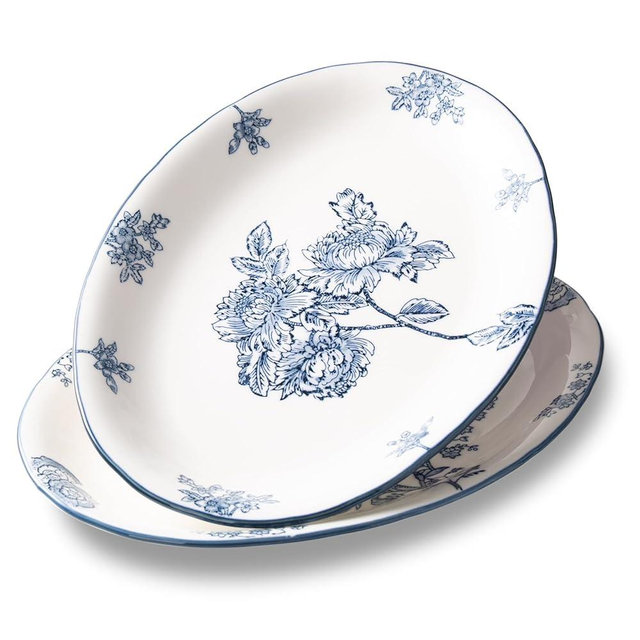 Magclay Ceramic Serving Platter, 13.7 Inch Large Oval Serving Trays, Dinner Plates, Dish Set for Dessert Appetizers Meat/Entertaining/Party, Blue and White, Set of 2