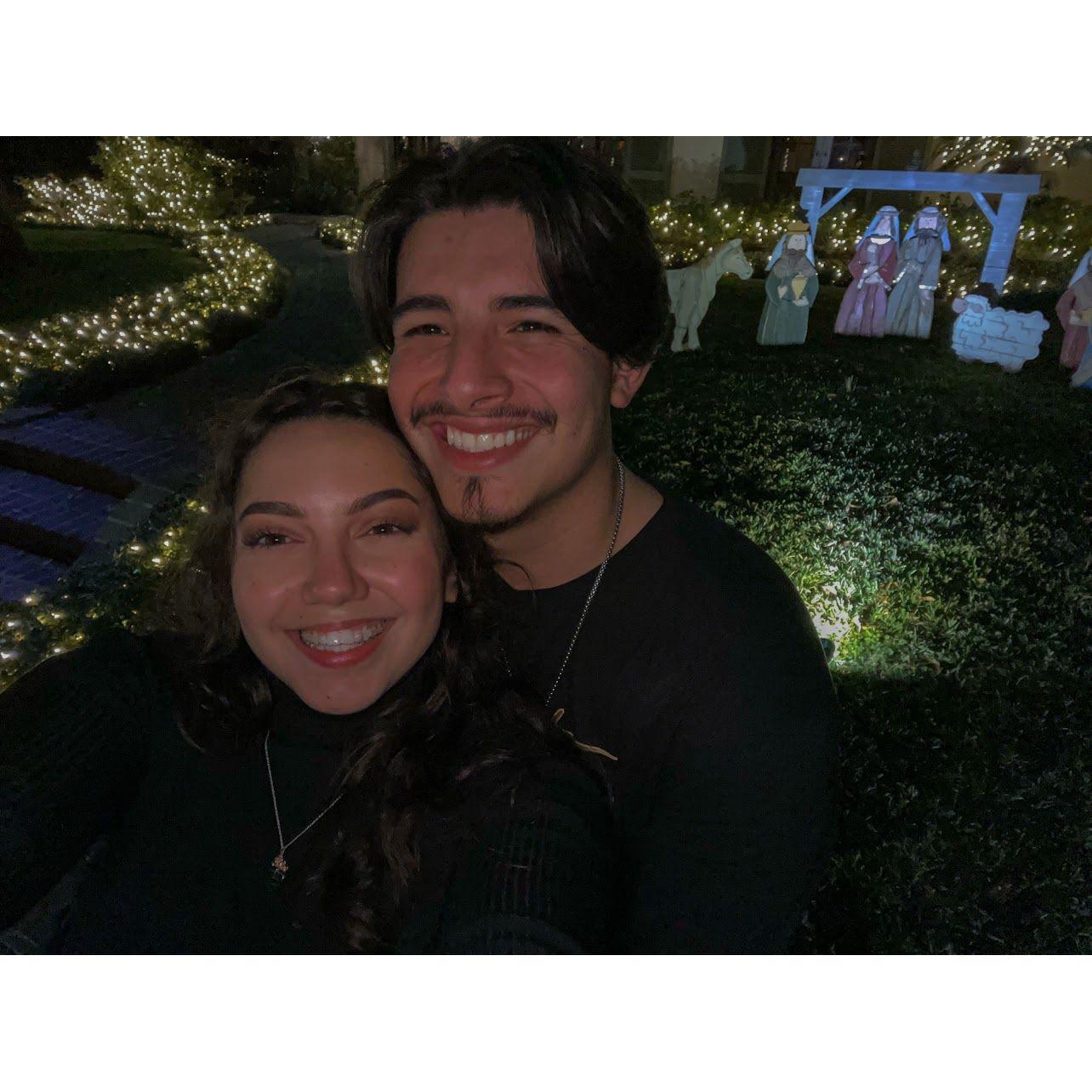 Looking at the Christmas lights <3