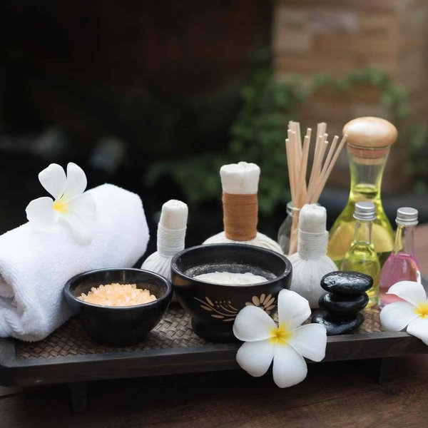 Honeymoon 60 Minute Couples Massage