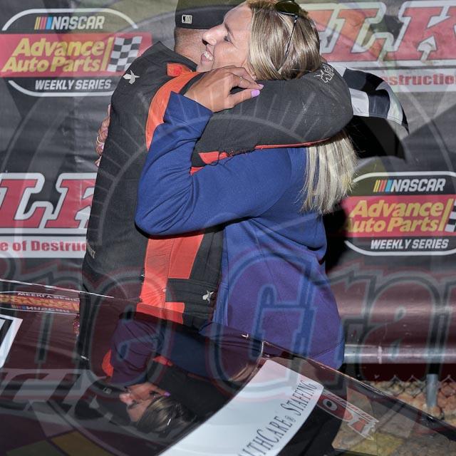 2024 Elko Feature Win