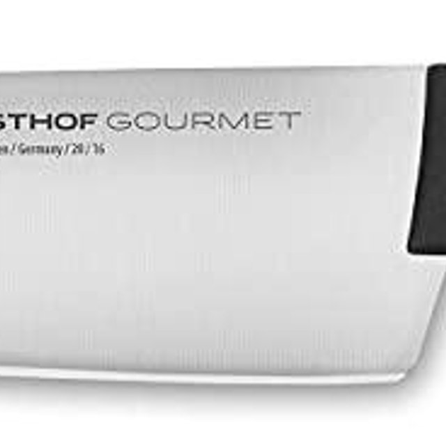 Wüsthof Gourmet Chef’s Knife, 6-Inch