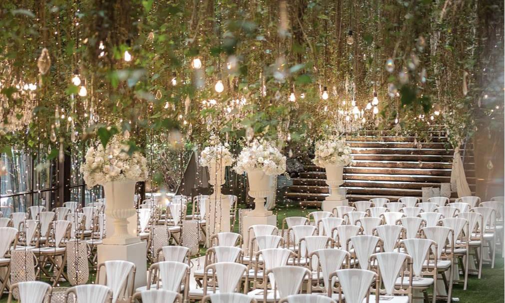 The Wedding Website of Charlotte Izzard and William Silcock