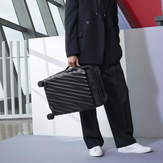19 Degree Continental Expandable 4 Wheeled Carry-On